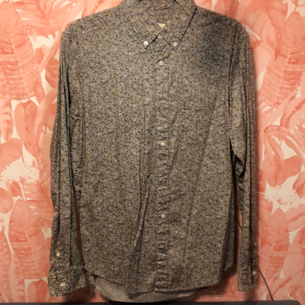 Gap Casual Dress Button Down Shirt - Size M